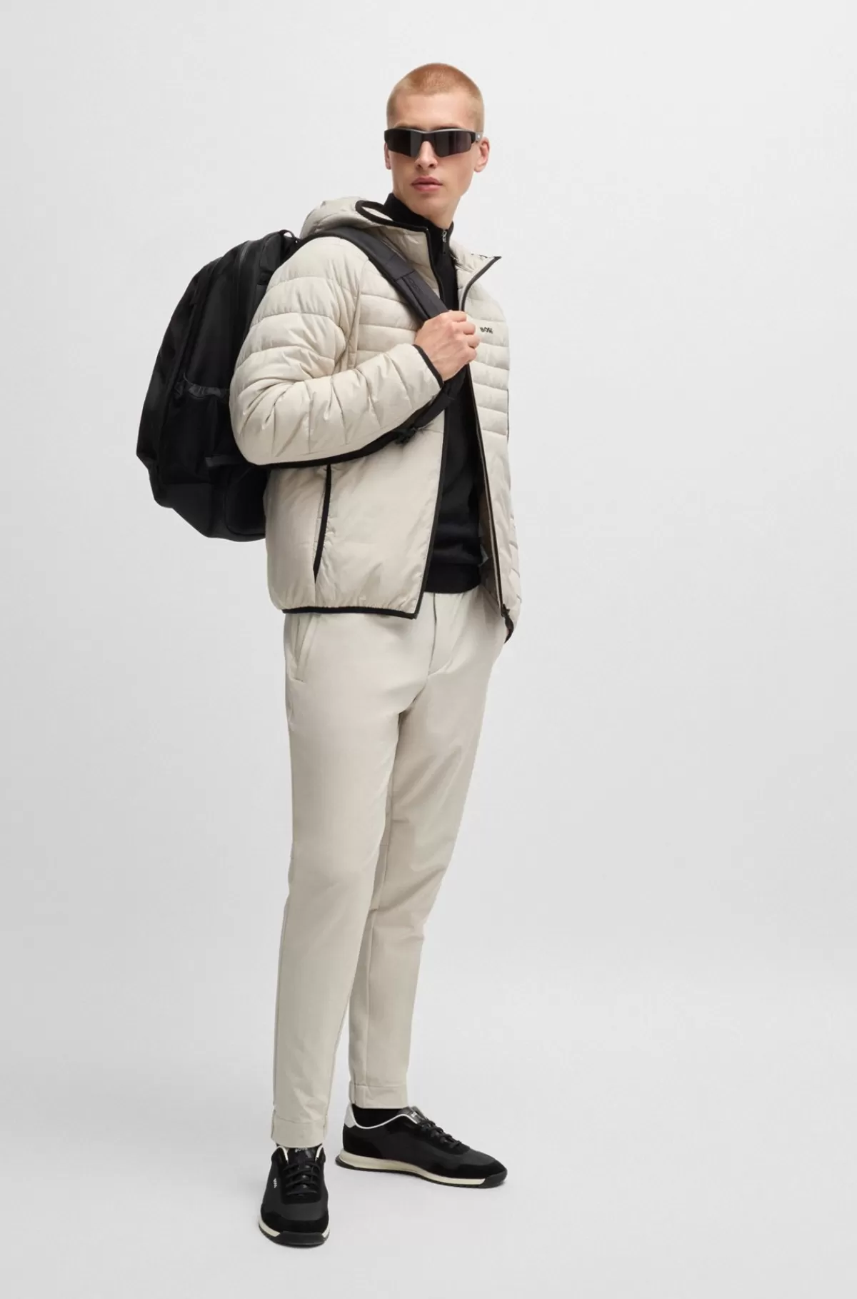 HUGO BOSS Vandskyende Vatteret Jakke Med Dekorative Reflekterende Detaljer Lys beige Fashion