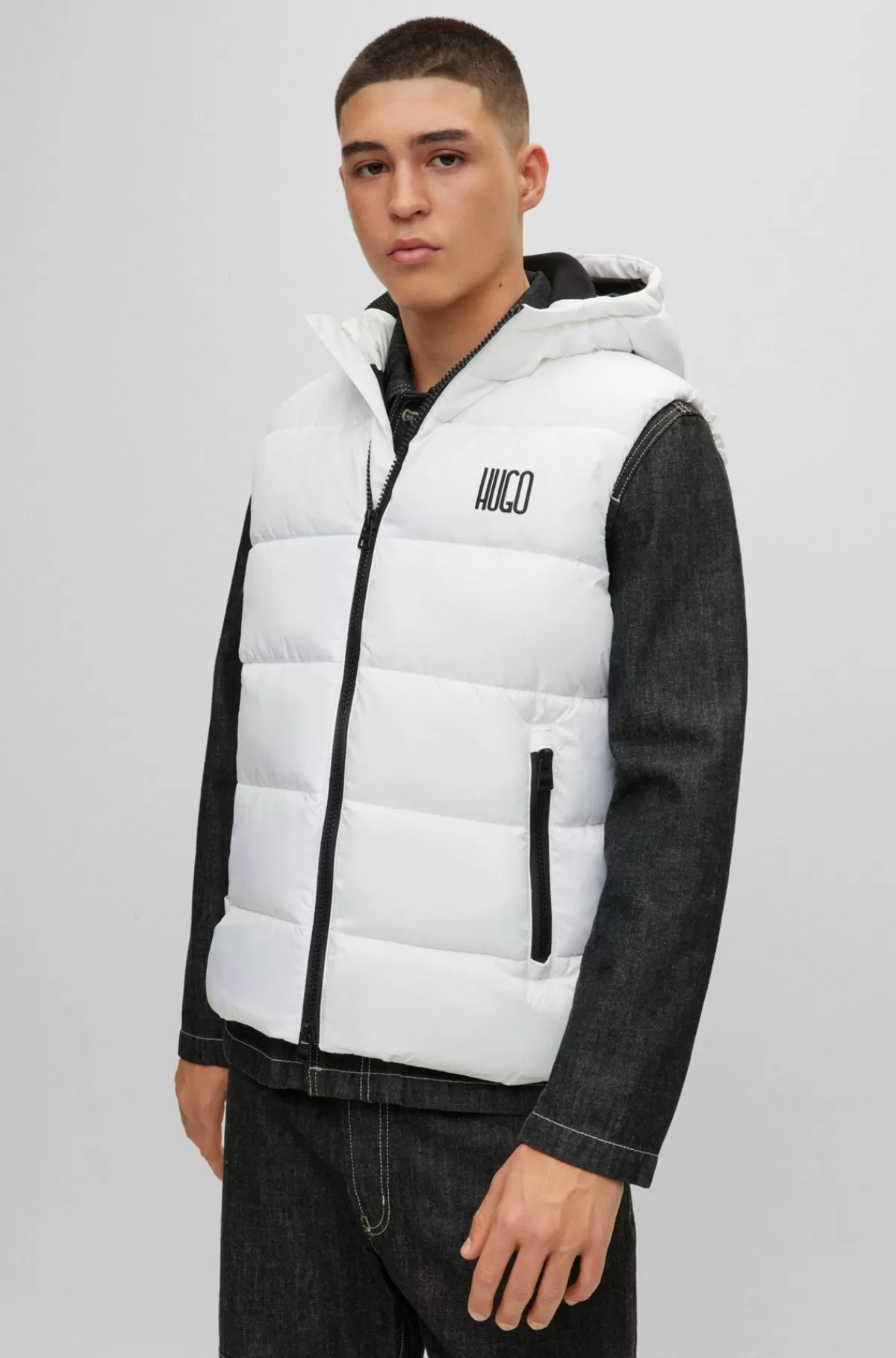 HUGO BOSS Vandskyende Vest Med Hætte Og Logodetalje Hvid Hot