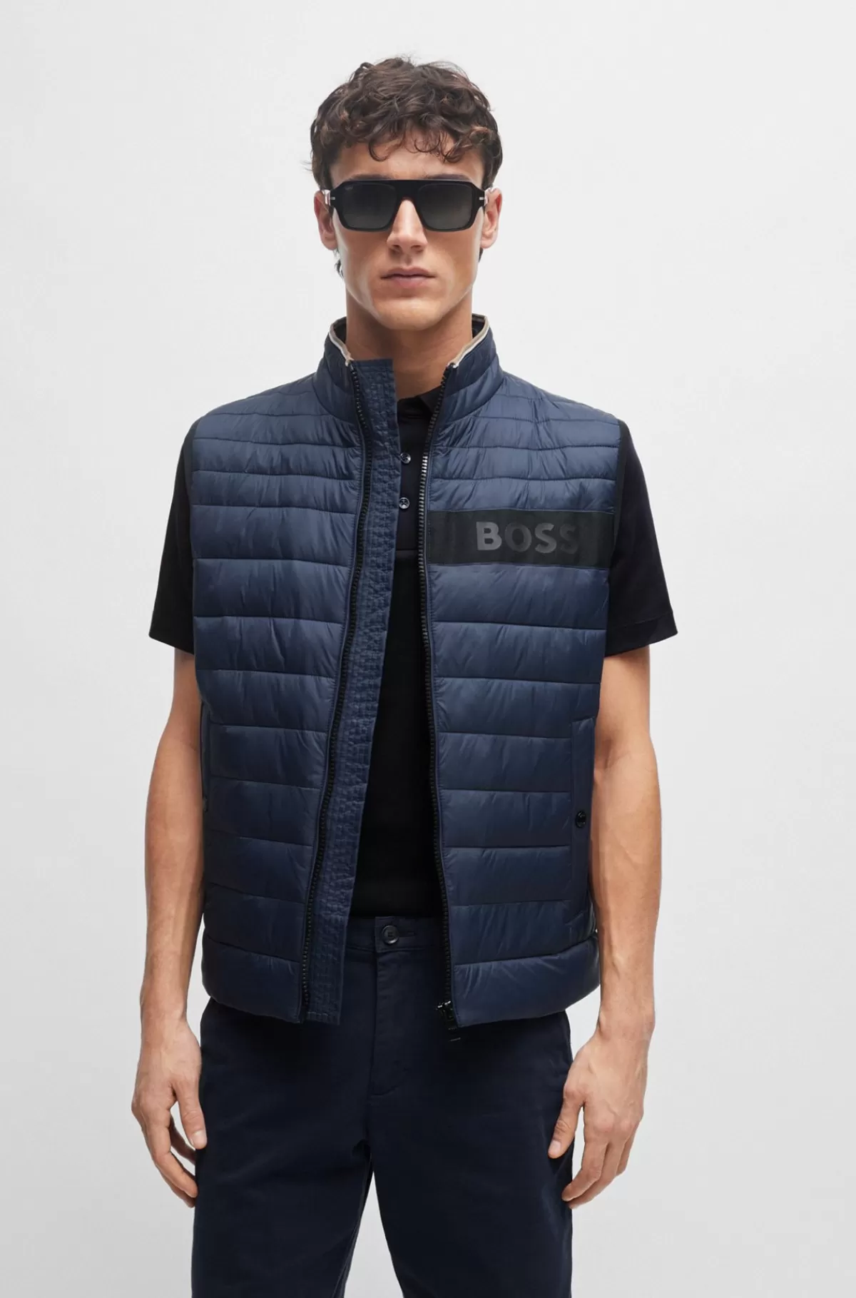HUGO BOSS Vandskyende Vest Med Logobånd Mørkeblå New